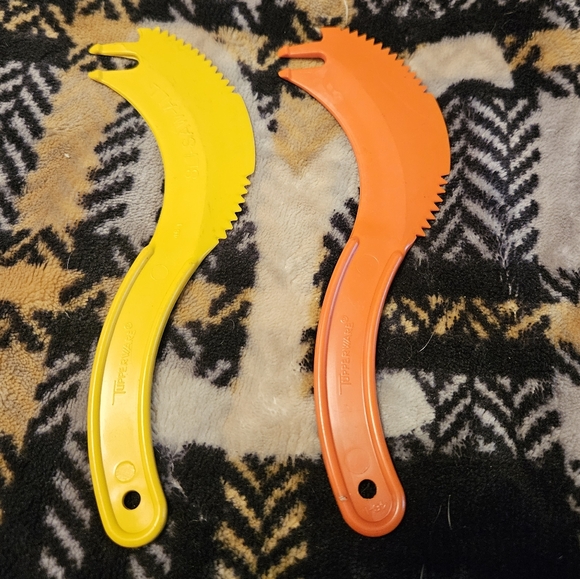 ==$4 each / 5 for $15 / 10 for $25 Tupperware tools / minis / gadgets - Picture 8 of 14